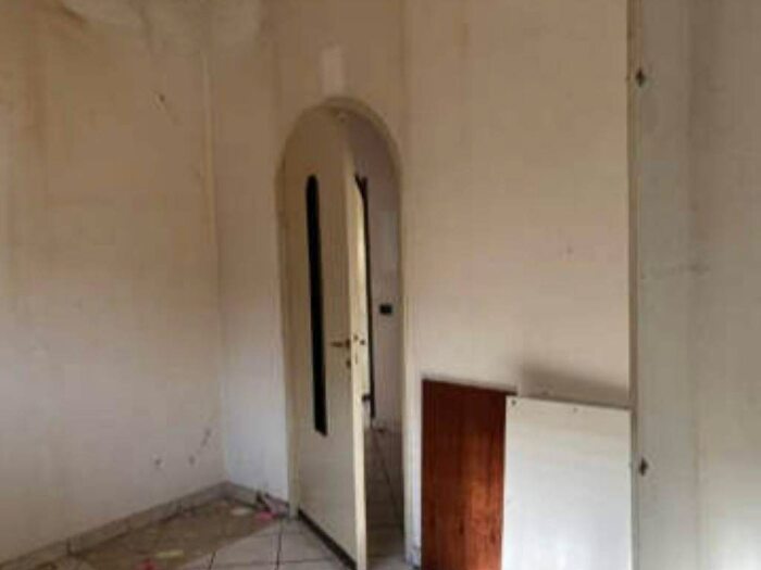 Casa trilocale in vendita in Via Antonio Stoppani, Centro, Parabiago