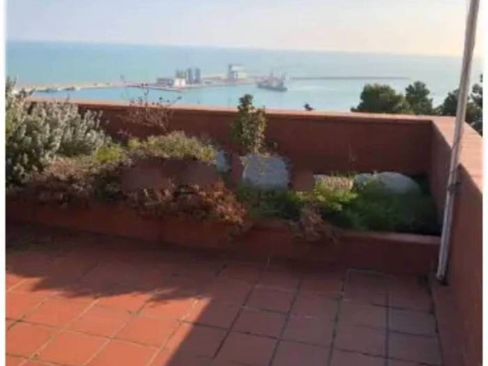 Appartamento con 6 locali in vendita in Via Santa Brigida, Centro, Ortona