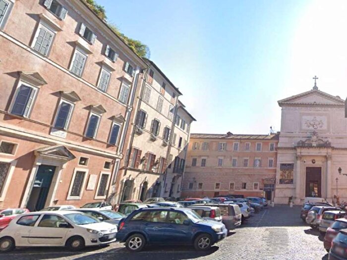 Appartamento con 5 locali in vendita in Via di Panico, Via Giulia, Roma