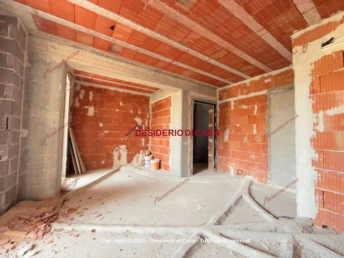 Appartamento trilocale in vendita in Via Aquino, Santicelli, Palermo