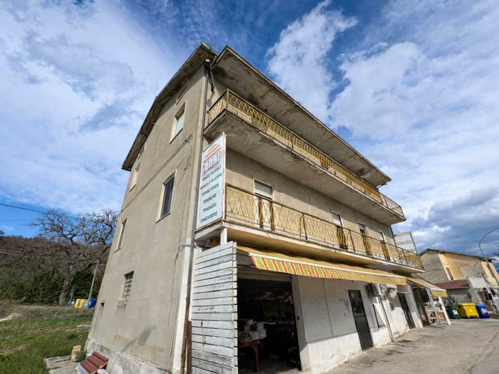Appartamento con 6 locali in vendita in Contrada Santo Stefano, Ripatransone