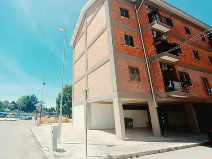 Appartamento trilocale in affitto in Via Lago Di Nemi, Taranto Salinella, Taranto