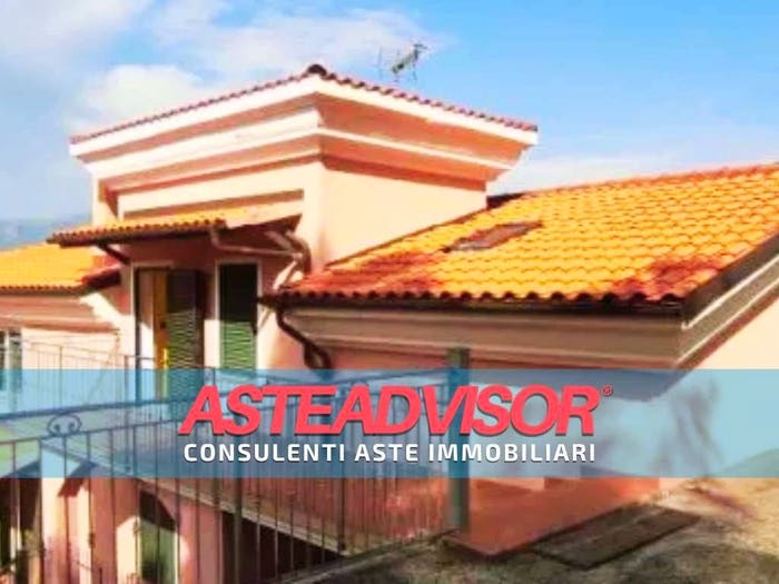 Appartamento con 6 locali in vendita in Strada Comunale della Liggia snc, Centro, Chiusanico