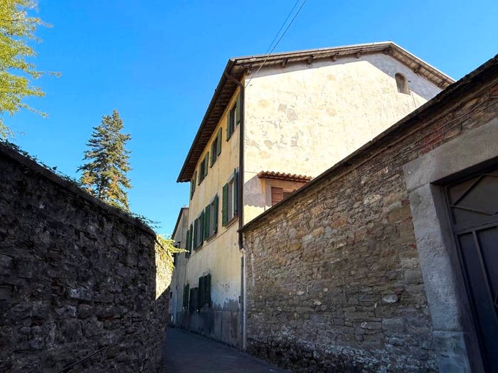 Casa con 6 locali in vendita in Vicolo della Torre, Centro, Marradi