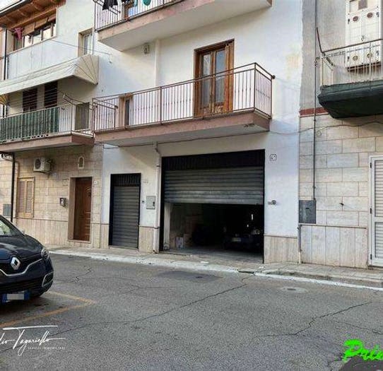 Casa trilocale in vendita in Via Torquato Tasso, Palagiano