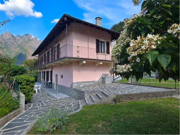 Casa quadrilocale in vendita in Fraz Migiandone, Ornavasso