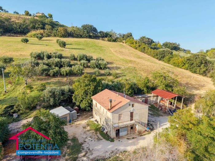 Casa con 5 locali in vendita in Contrada Monte Cucco, Potenza Picena