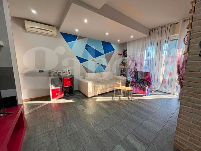 Appartamento con 5 locali in vendita in Via Sobrero, Centro, Bra