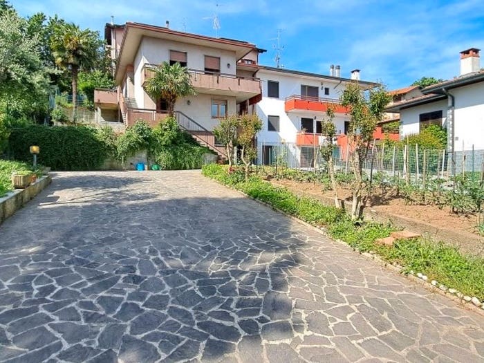 Casa quadrilocale in vendita in Via Vignetta, Centro, Appiano Gentile