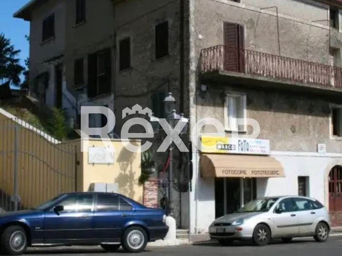 Appartamento bilocale in vendita in Viale Regina Margherita, Centro, Supino