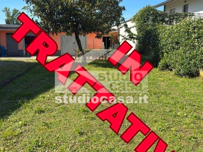 Casa con 5 locali in vendita in Cologno al Serio