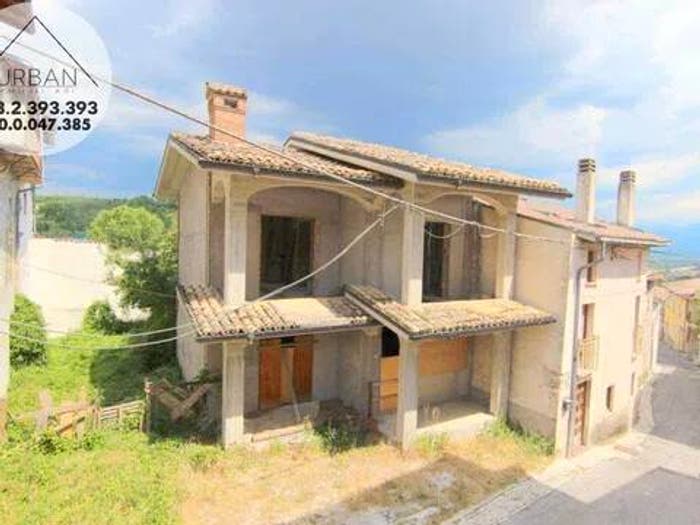 Casa quadrilocale in vendita in Scoppito