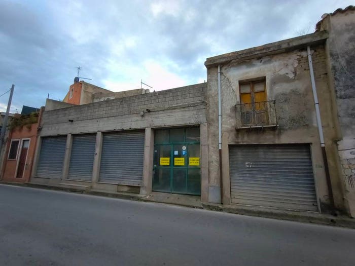 Appartamento con 5 locali in vendita in Via Roma, Villamar