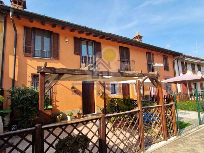 Casa trilocale in vendita in VIA XX SETTEMBRE, Sesto Cremonese, Sesto ed Uniti