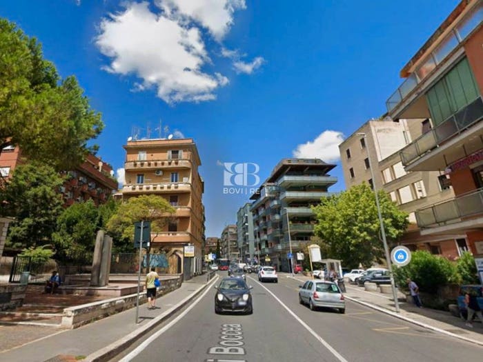 Appartamento quadrilocale in vendita in Via Graziano, Baldo degli Ubaldi, Roma