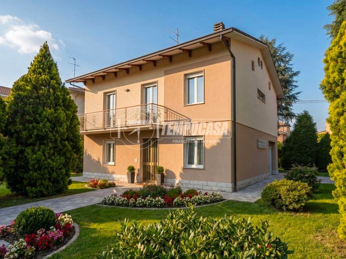Casa con 5 locali in vendita in Via Giuseppe Mazzini, Centro, Campogalliano