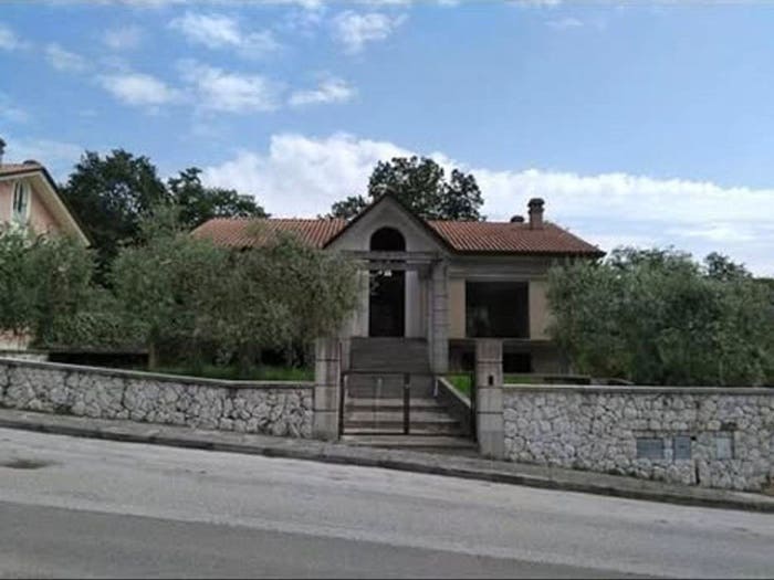 Casa quadrilocale in vendita in Via Toselli Saragosa, Caira, Cassino
