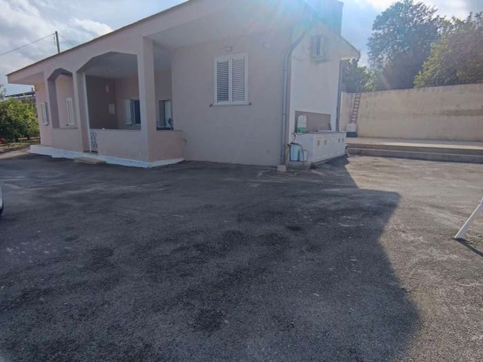 Casa quadrilocale in vendita in Strada Prima Fegotto, Floridia
