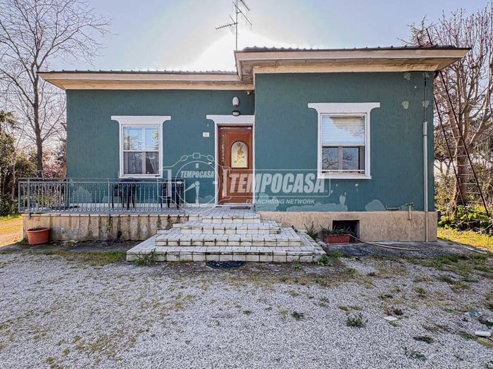 Casa quadrilocale in vendita in Via Fiorentina, Villamarina Monte, Cesenatico