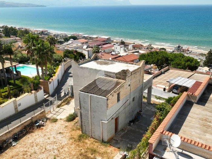 Casa quadrilocale in vendita in Via Ponte dei Ricchi, Alcamo Marina, Alcamo