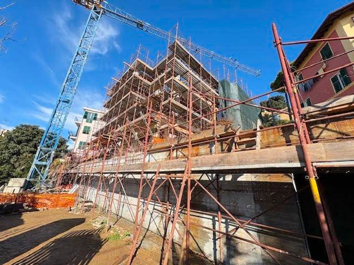 Appartamento quadrilocale in vendita in Via Sant'Ilario, Nervi, Genova