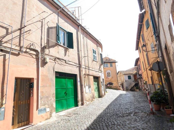 Appartamento bilocale in vendita in Via Goffredo Mameli, Centro Storico, Genzano di Roma