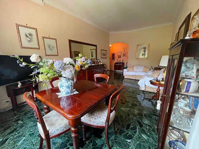 Appartamento trilocale in vendita in Via Michelangelo Tamburini, Garbatella, Roma
