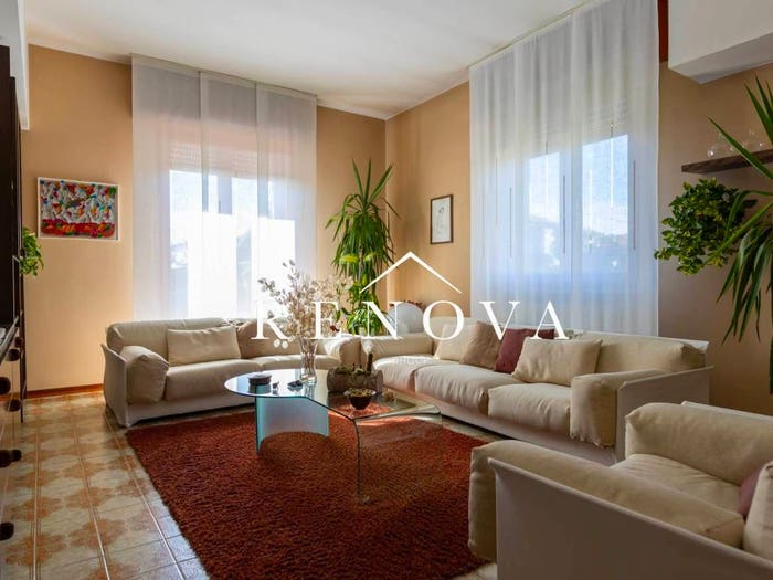 Appartamento con 6 locali in vendita in Lugagnano Mancalacqua, Sona