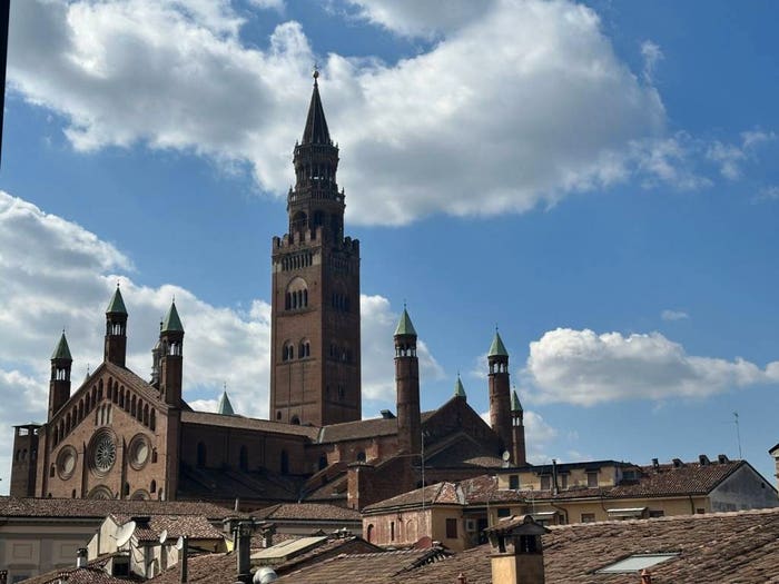 Appartamento quadrilocale in vendita in Via Geremia Bonomelli, Centro, Cremona