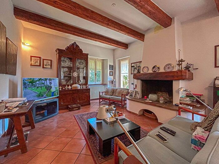 Casa con 6 locali in vendita in santa veneranda, Celletta Santa Veneranda, Pesaro
