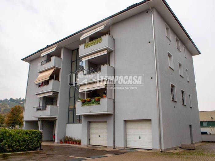 Appartamento quadrilocale in vendita in Via Domenico Bernabei, Centro, Marano sul Panaro
