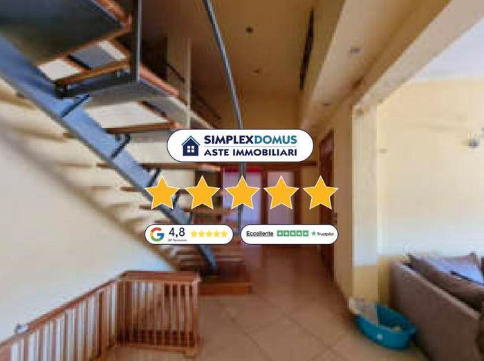 Appartamento con 6 locali in vendita in Via XX Settembre, Centro, Vittoria