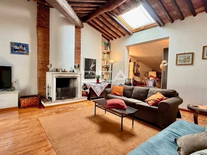 Appartamento quadrilocale in vendita in Via Burlamacchi, Piazza Napoleone San Michele, Lucca