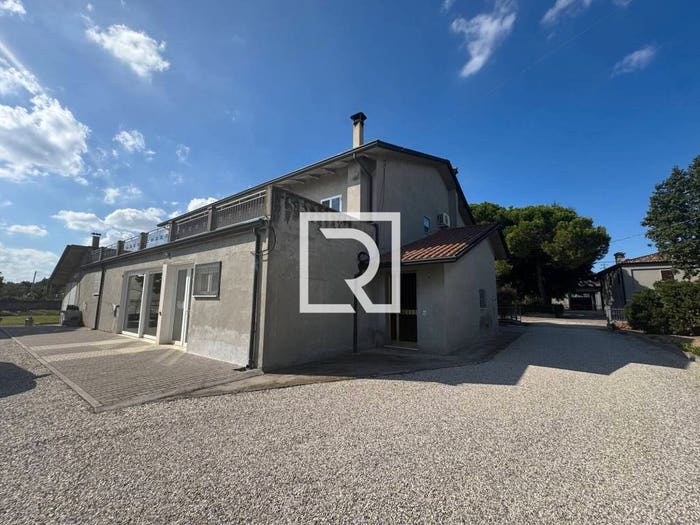 Casa con 6 locali in vendita in Vetreto, Sala, Cesenatico