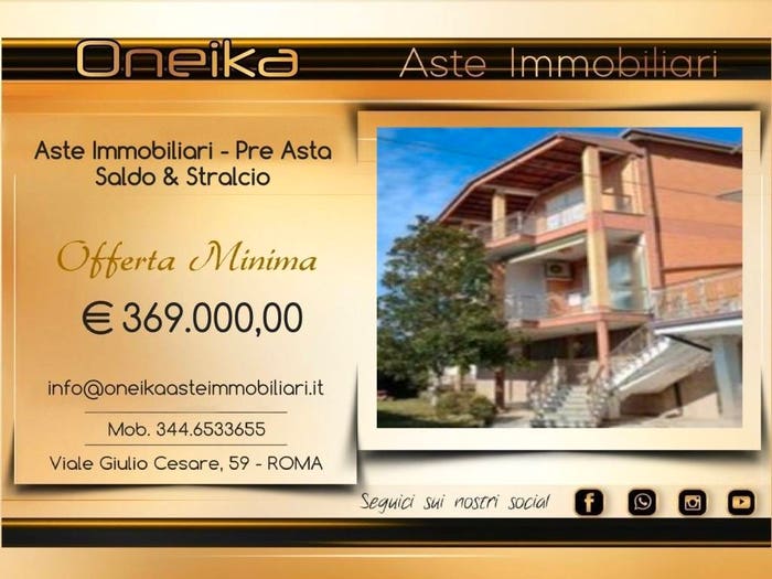 Appartamento con 6 locali in vendita in Via Santa Maria Apparente, Centro, Monte Urano