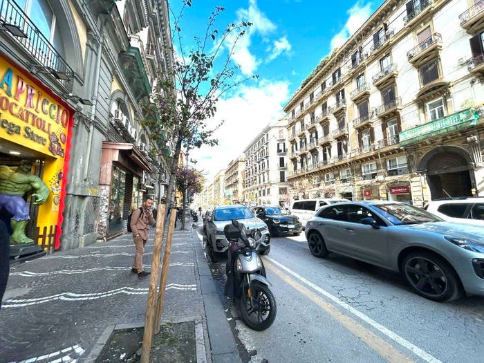 Appartamento con 5 locali in vendita in Via Sant'Agostino alla Zecca, Tribunali, Napoli