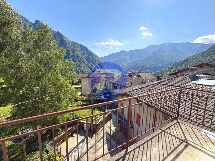 Casa con 6 locali in vendita in via guglielmo marconi, Valnegra