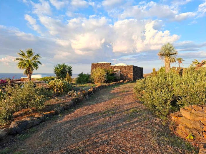 Casa bilocale in vendita in Discesa Sant'Anna, Pantelleria