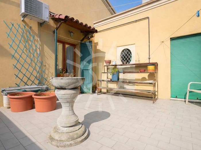 Casa con 6 locali in vendita in Piazza Giacomo Matteotti, Centro, Budrio
