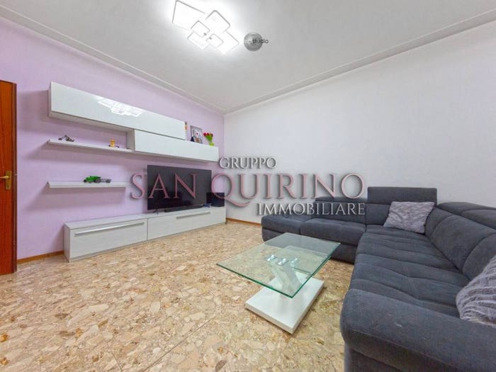 Appartamento con 6 locali in vendita in VIA CARROBBIO, Centro, Gonzaga