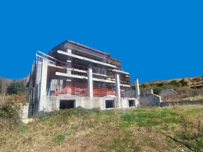 Casa con 6 locali in vendita in Casano Dogana Isola, Luni