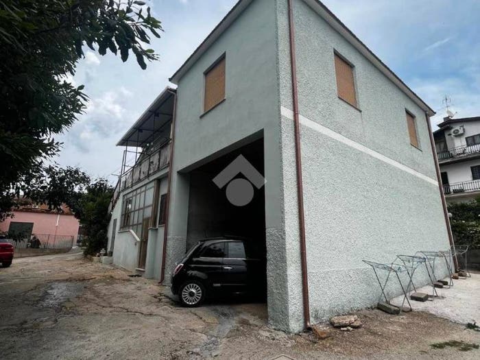 Appartamento trilocale in vendita in Via Tor Paluzzi, Cecchina, Albano Laziale