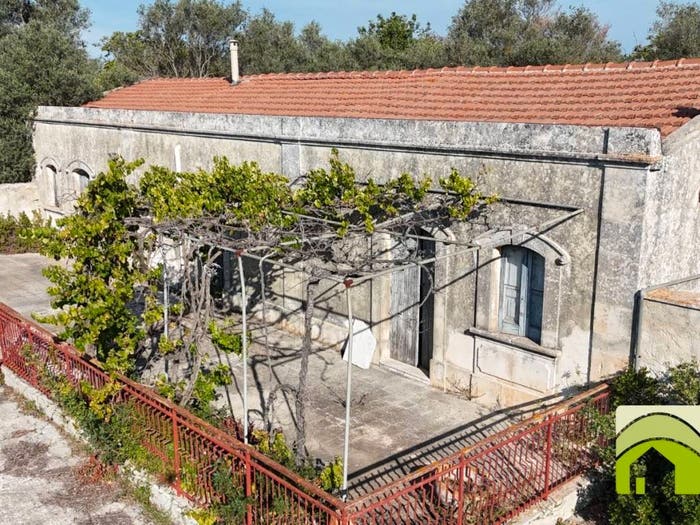 Casa con 6 locali in vendita in SP, Noto