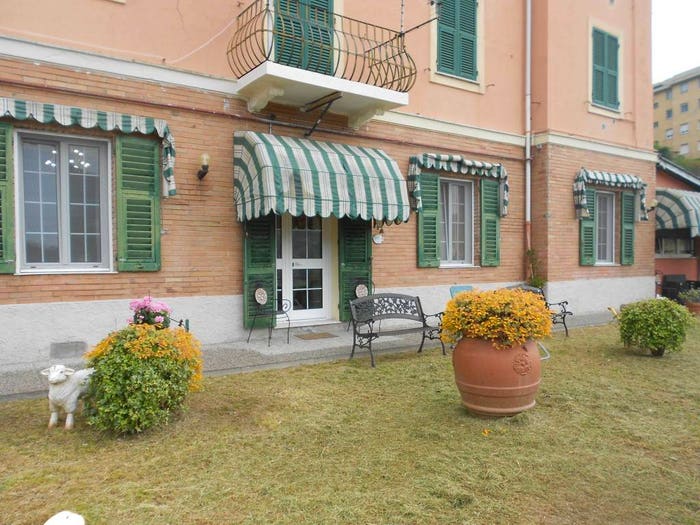 Casa con 5 locali in vendita in Via Nocebella, Pontedecimo, Genova