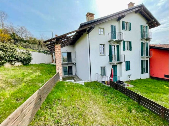 Appartamento con 5 locali in vendita in Centro, Bricherasio