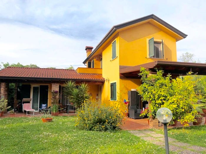 Casa con 6 locali in vendita in Colombiera Molicciara, Castelnuovo Magra