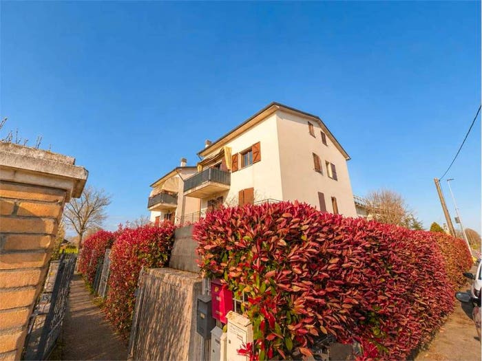 Appartamento trilocale in vendita in Strada Casalbarbato, Fontanellato