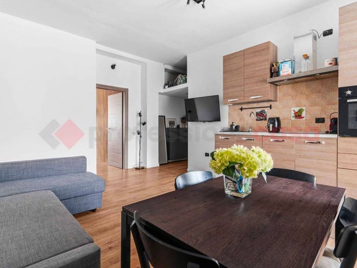 Appartamento bilocale in vendita in Via Santa Rita da Cascia, Famagosta, Milano