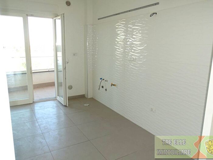 Appartamento quadrilocale in vendita in Via Nazionale delle Puglie, San Vitaliano