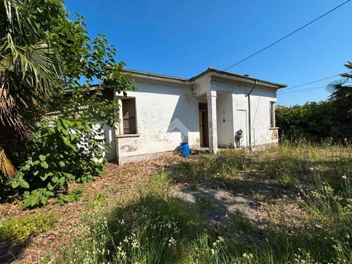 Appartamento quadrilocale in vendita in Via due giugno, Centro, Alfonsine